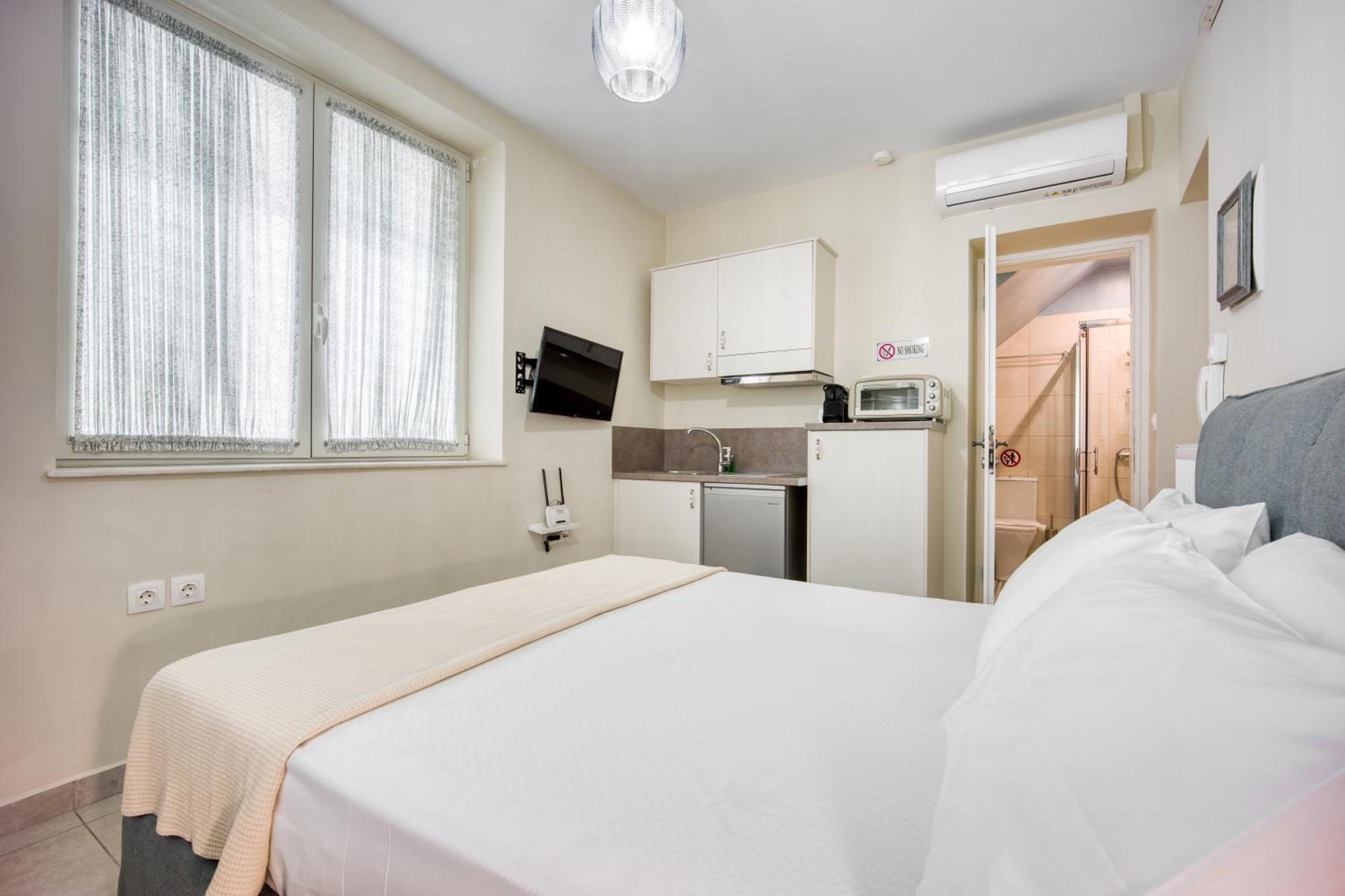 Bentzi...Boutique Apartment 1, Classic Double With Kitchenette, 2 Guests Ateny Zewnętrze zdjęcie